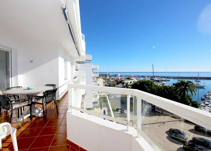 Port Sailor Apartman Estepona